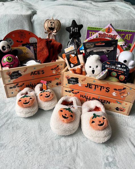 🎃 BOO BASKETS 🎃 I LOVE putting together Boo Baskets sooooo freaking much, and the boys’ ones this year were so good!! I deffo went overboard on Jett’s basket because I was so prepared buying things months ago that I then… forgot I bought them 🥲 BUT he loves Halloween so much and literally squealed opening his basket so it was worth it 🥹 I won’t tell you how I nearly died blowing up the giant castle balloon, I’ll just let you guys think that it looks super cool 😂 As always, please remember ... Giant Castle, Boo Baskets, The Boys, Worth It, Happy Halloween, This Year, Baskets, Balloons, Castle