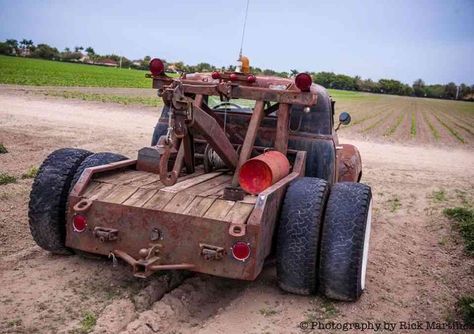 Rat Rod Trucks, Tow Truck Driver, Classic Muscle Cars, Rc Rock Crawler, Lowrider Trucks, Diecast Trucks, Rat Rods Truck, Vintage Volkswagen, Old Pickup Trucks