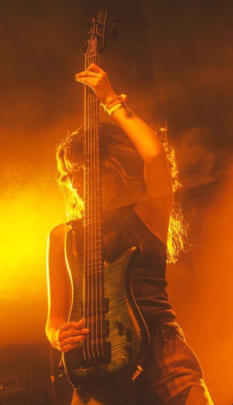 Bassist Wallpaper, Bassist Girl, Girl Bassist, Bassist Aesthetic, Electricity Aesthetic, Rockstar Aesthetic Wallpaper, Bass Aesthetic, Bass Guitar Art, Writing Songs Inspiration