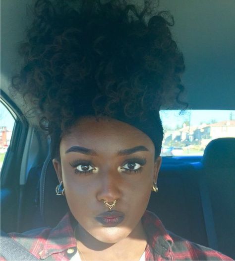 solisseblog: “IG: astrog1rl ” Gold Septum Piercing, Gold Septum, Piercing Septum, Protective Hairstyles For Natural Hair, Black Dolls, Afro Punk, Hair Crush, Hair Problems, Dark Skin Women