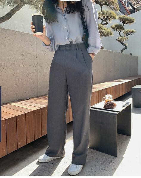 Stylish Office Wear, Office Chic, Business Chic, Korean Casual Outfits, Stylish Office, Professional Image, Stil Inspiration, Stylish Work Outfits, Korean Girl Fashion