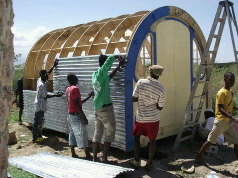 Quonset Homes, Cottage Backyard, Arched Cabin, Pod House, Backyard Studio, Emergency Shelter, Real Homes, Earth Homes, A Frame House