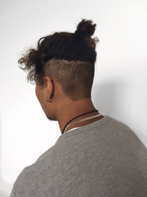 Man Bun With Fade, Man Bun Curly Hair, Man Bun Haircut, Undercut Ponytail, Asian Men Hairstyles, Man Bun Undercut, David Hair, Dark Hair Dye, Undercut Styles