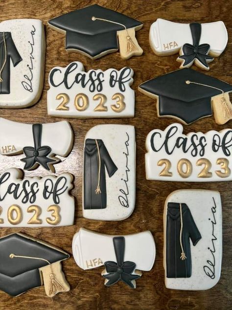 Class Of 2023 Cookies Decorated, Class Reunion Cookies, Grad Sugar Cookies, Graduation Sugar Cookies Ideas, Graduate Cookies, 2024 Grad Cookies, Graduation Cookies 2024, Graduation Cookies 2024 For Boy, Diploma Sugar Cookies