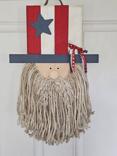 Uncle Sam Craft, Yankee Doodle Dandy, Girls Night Crafts, Peach Paint, Patriotic Diy, Paint Sticks, Fourth Of July Decor, Crafts Decor, Patriotic Crafts