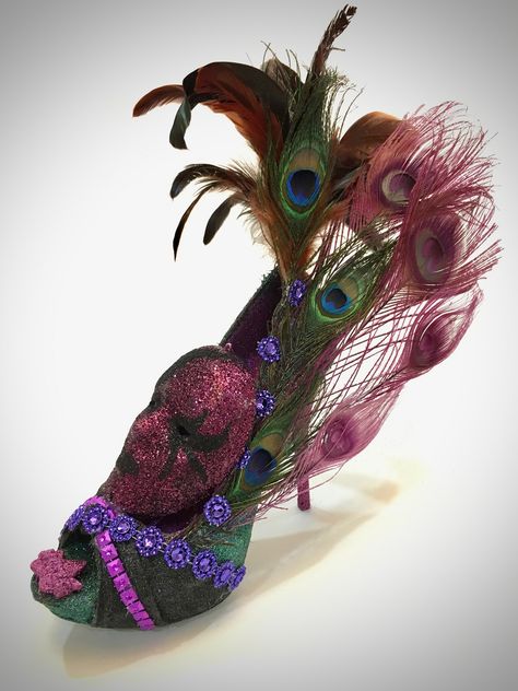 Muses Shoes, Mardi Gras Centerpieces, Ruby Slipper, Mardi Gra, Mardi Gras Outfits, Mardi Gras Costumes, Mardi Gras Decorations, Mardi Gras Beads, Shoe Crafts