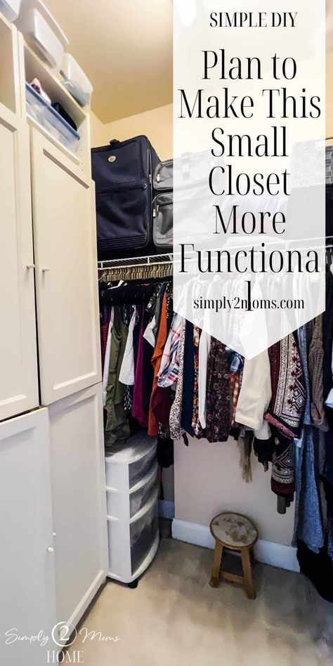 Plan to Make a Small Walk-in Closet More Functional and Stylish Small Walkin Closet, Walkin Closets Design, Walk In Closet Layout, Storage Tricks, Bedroom Diy Ideas, Organizing Walk In Closet, Small Walk In Closet, Installing Hardwood Floors, Tiny Closet