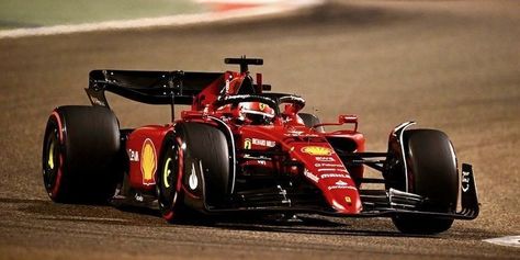 Ferrari F1 75, F1 75, F1 Model Cars, Ferrari Vintage, F1 Wallpaper Hd, F1 News, Resin Model, Ferrari Car, Ferrari F1