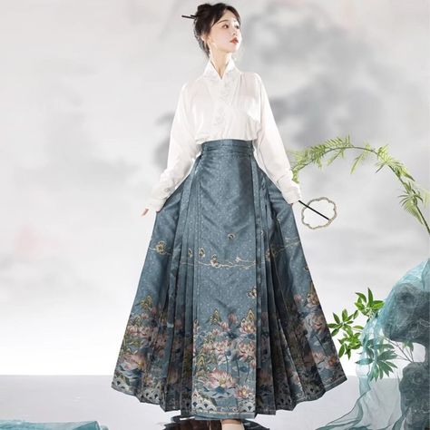 Lotus Flower Pattern New Chinese Hanfu Skirt Hanfu Lovers   Product design: waist-cinching, Chinese tailoring Product pattern: lotus flower pattern Suitable for: girls, women, Hanfu lovers, etc. Suitable scenes: parties, daily life, shopping, travel and other occasions Product technology: gold/silver weaving technology Product material: polyester, etc. Product name: New Chinese Hanfu skirt Package includes: 1 piece skirt Note: Each product is measured manually, and there may be errors in measurement size. If you mind, please purchase with caution! -Thanks for your bid * We will arrange shipping for you within 24 Hours after payment cleared except the holidays. * If you have changed your address, or want us to ship to another  address, please change to the new address. * We ship items to Wo Hanfu Pattern, Hanfu Skirt, Lotus Flower Pattern, Chinese Outfit, Pretty Clothing, Drama Songs, Casual Indian Fashion, Uni Outfits, Chinese Hanfu