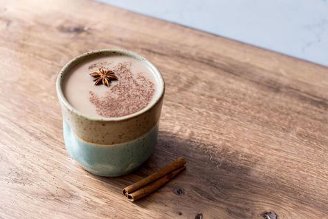 LMNT Electrolyte Recipes - Chocolate Chai Electrolyte Recipe, Coconut Oil Coffee Recipe, Chai Spice Mix, Coffee Coconut, Coconut Oil Coffee, Low Carb Drinks, Coconut Oil Recipes, Chai Recipe, Chai Spice