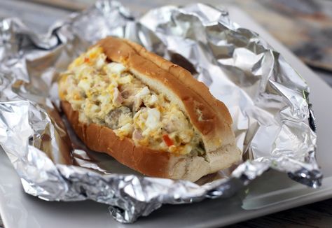 Cheesy Tuna and Egg Sandwiches From the Oven: Baked Tuna and Egg Salad Rolls Tuna And Egg Salad, Tuna Sandwich Recipe, Salad Rolls Recipe, Tuna Sandwich Recipes, Recipes Tuna, Quick Casseroles, Hot Dog Rolls, Canned Tuna Recipes, Tuna And Egg