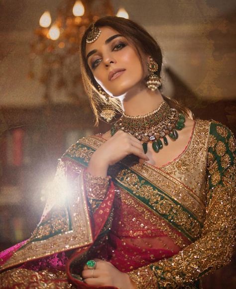 @official_mayaali in @nomiansari photographed by @azeemsaniofficial with jewels by @goldbyreamamalik ⭐️💕hair and makeup styling by talented… Jewellery Model, Indian Lengha, Nomi Ansari, Maya Ali, Bridal Lehenga Red, Wedding Indian, Big Fat Indian Wedding, Red Lehenga, Indian Bridal Dress