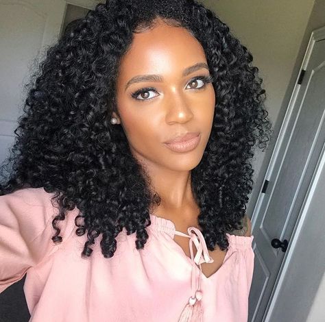 Check out @simonelovee ❤️ Curly Shoulder Length Hairstyles, Shoulder Length Hairstyles Black Women, Shoulder Length Hairstyles, Hairstyles Black Women, Pelo Afro, Cheap Human Hair, Natural Curls Hairstyles, Remy Human Hair Extensions, 100 Remy Human Hair