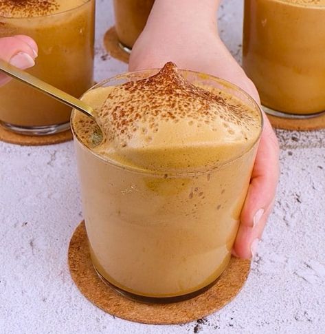 Mousse Recipes Easy, Coffee Mousse, Alternative Sweeteners, Dessert Mousse, Cookist Wow, Quick Dessert Recipes, Liqueurs Recipes, Homemade Coffee, Easy Coffee