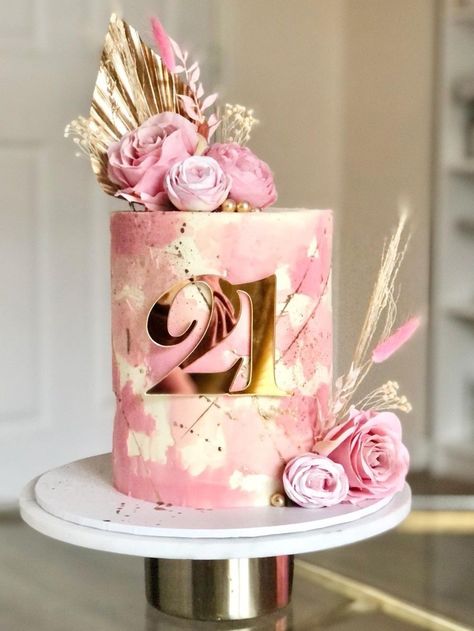 Floral Cake Birthday, Cake With Flowers, Bottle Cake, 21st Cake, Girly Cakes, 21st Birthday Cakes, Elegant Birthday Cakes, Birthday Cakes For Women, Cakes For Women