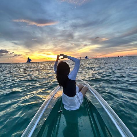 Boating Photoshoot, Boracay Philippines Aesthetic, Boracay Photography Poses, Boracay Aesthetic, Boracay Pose, Boracay Beach Aesthetic, Boracay Aesthetic Photography, Boracay Photography, Boracay Outfit