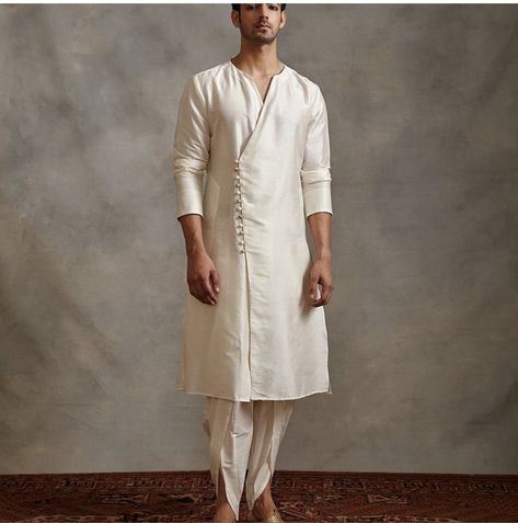 Homecoming Guys Outfits, Mens Homecoming Outfits, Menswear Indian, Stylish Boy Clothes, Silk Kurtas, Outfits For Guys, Homecoming Outfits For Guys, Mens Traditional Wear, Outfits With Jeans