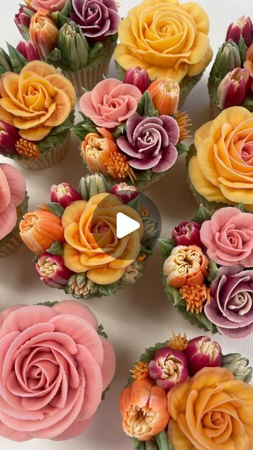 Alice Ward on Instagram: "The Rose is my favourite flower to pipe 🌹💗  There are tutorials on the website where I teach you in detail how to create a rose from buttercream :)  Link in bio 🌸 . #cake #cupcakes #buttercreamflowers #piping #rose #edibleflowers #cupcakedecorating #cakedecoratingclass #bakingtutorials #tutorials #petalsbakehouse" Petals Bakehouse, Cupcake Decorating Techniques, Buttercream Flowers Cupcakes, Buttercream Flowers Tutorial, How To Pipe Roses, Cupcake Piping, Best Buttercream Frosting, Best Buttercream, Piping Flowers