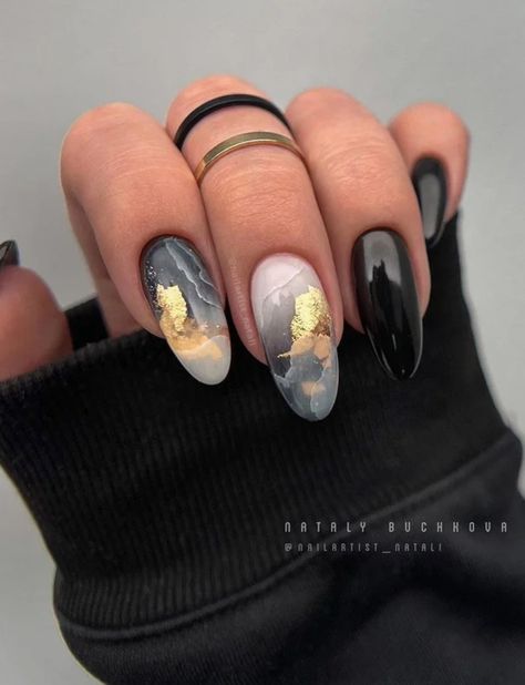 Black And White Nail, Marble Nail Designs, White Nail, Oval Nails, Marble Nails, Minimalist Nails, Dream Nails, Nail Manicure, Trendy Nails