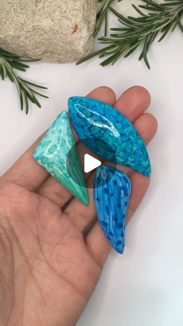 Polymer Clay Free Tutorials, Polymer Clay Tutorials Free, Polymer Clay Beads Diy, Polymer Clay Kunst, Clay Arts, Homemade Clay, Polymer Clay Tools, Polymer Crafts, Polymer Clay Tutorials