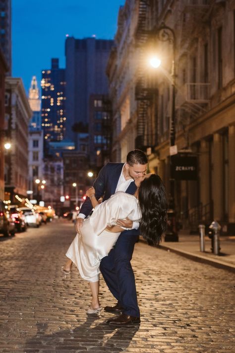 Engagement Photos Downtown Fall, Engagement Photoshoot Nyc, Fall City Engagement Pictures, Cold Weather Engagement Photos, Nighttime Engagement Photos, Nyc Engagement Shoot, New York Engagement Photos, City Engagement Pictures, Engagement Photos Nyc