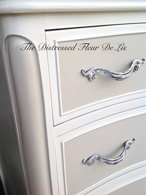 Two-Toned Drexel Touraine Bedroom Set | General Finishes Design Center Vintage French Provincial Dresser, French Provincial Dresser, French Provincial Furniture, Provincial Furniture, Painting Bedroom, Painted Bedroom Furniture, White Bedroom Furniture, White Dresser, Shabby Chic Bedroom