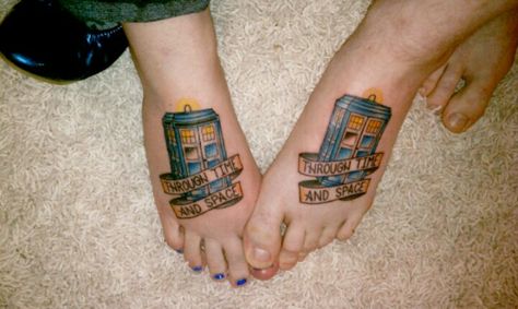 His & Hers TARDIS tattoo. 6.7.2011 #doctorwho #tardis #tardistattoo Small Tardis Tattoo, Doctor Who Flash Tattoo, Tattoo Ideas Doctor Who, Tattoos Doctor Who, Doctor Who Sleeve Tattoo, Ood Doctor Who Tattoo, Tardis Tattoo, Birkenstock Florida, Soda Pop