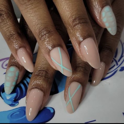 Spring Nails Stiletto, Nice Fingers, Kutek Disney, Unghie Sfumate, Style Nails, Romantic Nails, Purple Nail Designs, Transparent Nails, Purple Nail