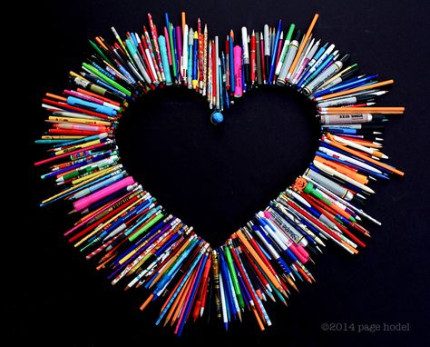 writing tools heart,   6/16/14 Old Crayon Crafts, Recycled Magazine Crafts, Straw Art, Pencil Crafts, Crayon Crafts, Recycled Magazine, Recycled Art Projects, Diy Pencil, Teachers Diy