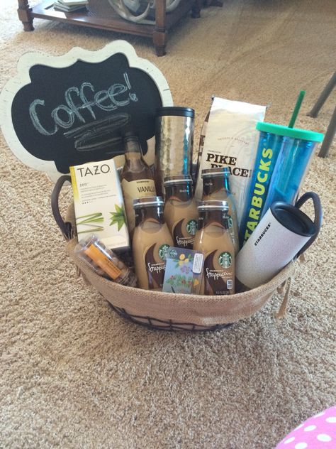 Starbucks themed silent auction basket Gift Baskets For Boyfriend, Baskets For Boyfriend, Starbucks Gift Baskets, Silent Auction Gift Basket Ideas, Hommade Gifts, Raffle Gift Basket Ideas, Silent Auction Basket, Auction Gift Basket Ideas, Silent Auction Baskets