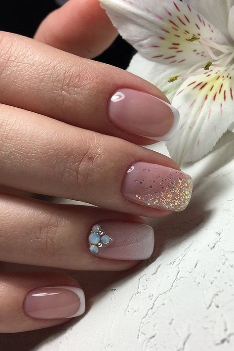 Nails Designs Wedding, Brides 2023, Nails For Brides, Pink And White Nails, Sophisticated Nails, Bridal Nails Designs, Wedding Manicure, Nail Effects, Nails Nude