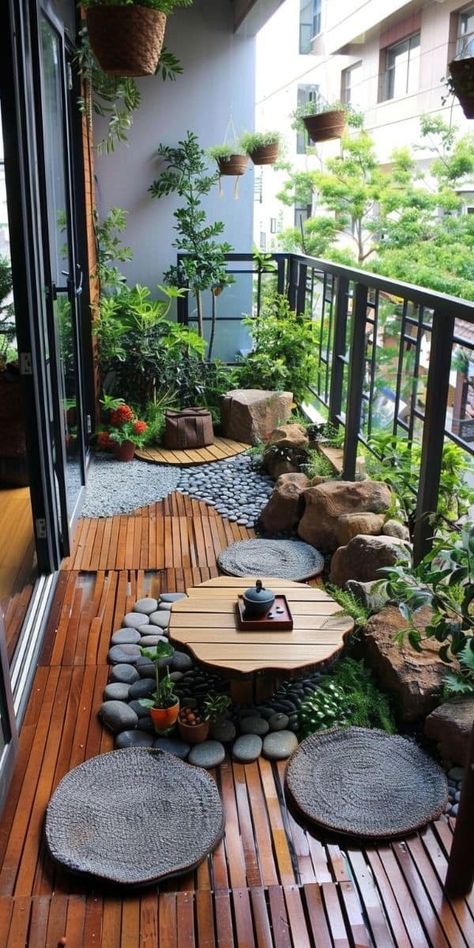 Jardin Zen Interior, Zen Balcony, Balcony Herb Gardens, Decor Ideas For Apartments, Herb Garden Ideas, Balcony Decor Ideas, Ideas For Apartments, Taman Air, Small Japanese Garden