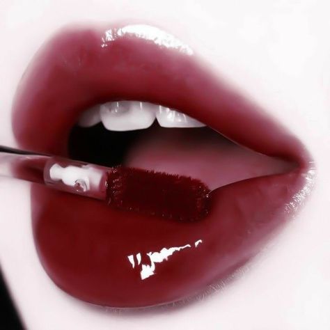 Beauty Blender How To Use, Red Lips Makeup Look, Anime Lips, Cybercore Aesthetic, Lips Photo, Vampire Makeup, Red Lip Makeup, Lip Beauty, Cherry Bomb