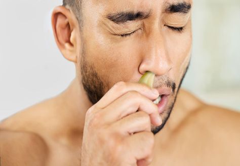 Feel a case of the sniffles coming on? Some TikTokkers say putting a clove of raw garlic up your nose can clear your congestion. Viral videos show mucus flowing after removing the cloves — but it’s not what you think. Garlic Up Your Nose, Mucus Color, Nose Infection, Feed A Cold, Yellow Mucus, Sinus Massage, Clear Your Sinuses, How To Clear Sinuses, Chronic Sinusitis