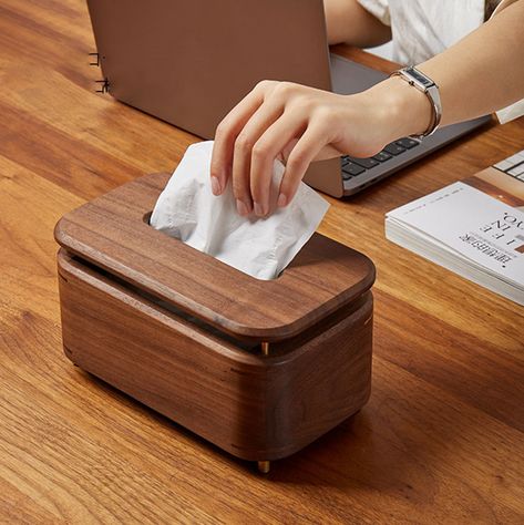 Wooden Tissue Box Design, Wooden Small Items, Wood Slice Decor, Things Organized Neatly, Furniture Design Sketches, Tissue Storage, Tissue Dispenser, Laser Cut Wood Crafts, Pot Hanger