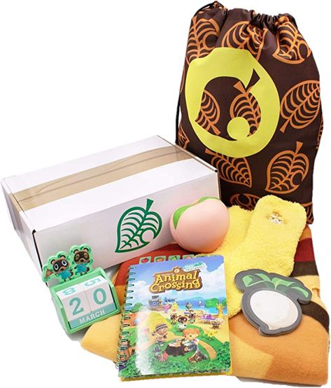 CultureFly Animal Crossing: New Horizons Collector's Box | Includes 7 Exclusive Items 🍃💰🍑🧦 Fluffy Bedding, New Animal Crossing, Animal Crossing Game, Creature Comforts, Toy Boxes, The Collector, Collectible Figurines, Animal Crossing, Wii