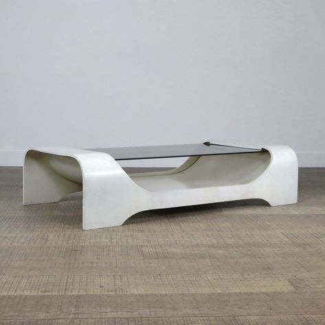 Listed on VNTG.com: Midcentury modern space age coffee table, 1970s | #vntg #vintage Futuristic Coffee Table, Space Age Interior, Loft Vibes, Futuristic Table, Space Age Furniture, Geometric Furniture, Mcm Design, Mid Century Coffee Table, Id Design