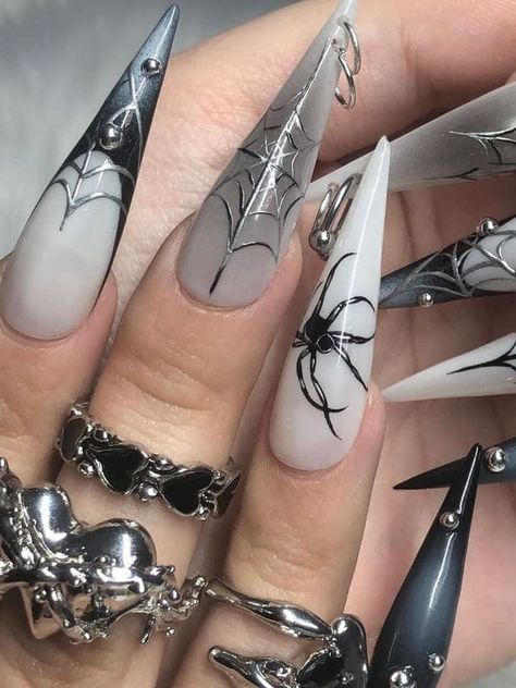 long stiletto spider web nails Black Halloween Nails, Witch Nails, Witchy Nails, Punk Nails, Gothic Nails, Goth Nails, Y2k Nails, Party Nails, Halloween Nail Art