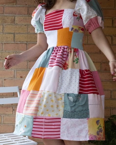 Patchwork Clothes, Beginner Sewing Patterns, Artsy Outfit, Aesthetic Dress, Diy Tops, Diy Sewing Clothes, Dresses Kids Girl, Colourful Outfits