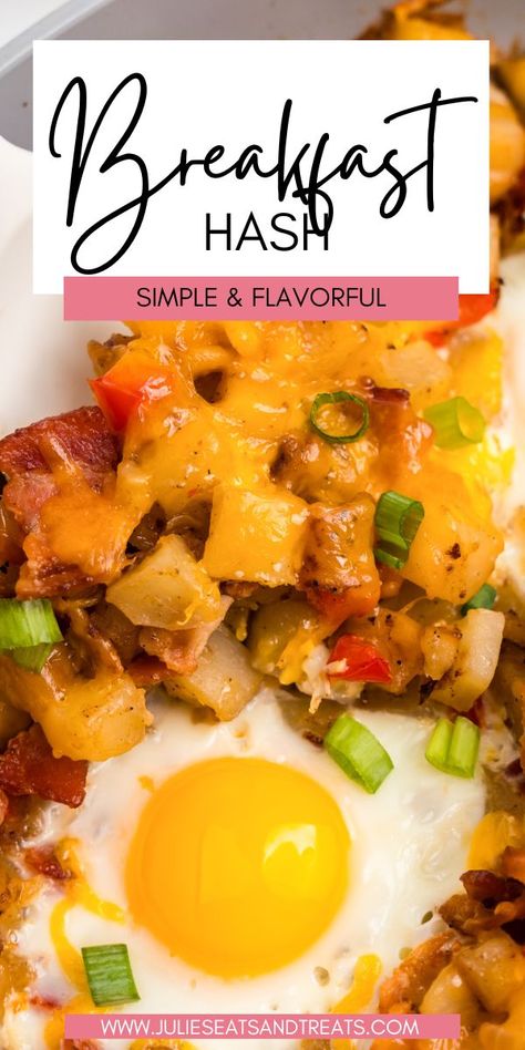 Looking for a quick and tasty breakfast idea? Try out this simple and flavorful breakfast hash recipe, perfect for busy mornings or lazy weekends. The perfect mixture of crispy potatoes, bacon, eggs, peppers and cheese! Breakfast Hash Recipes, Leftover Breakfast, Potato Hash Recipe, Eggs Potatoes, Potato Breakfast, Hash Recipe, Bacon Potato, Bacon And Eggs, Breakfast Hash