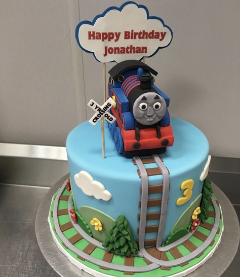 Thomas Birthday Cake, Simple Thomas The Train Cake, Tomas Train Cakes, Thomas Train Birthday Cake Buttercream, Fondant Thomas The Train Tutorial, Thomas The Tank Engine Cake 1st Birthday, Thomas The Train Cake, Thomas Cake, Diy Cakes