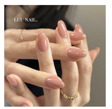 Clean Girl Nails, Hello Nails, Girl Nails, Nude Nail, Nude Nail Designs, Subtle Nails, Simple Gel Nails, Minimal Nails, Casual Nails