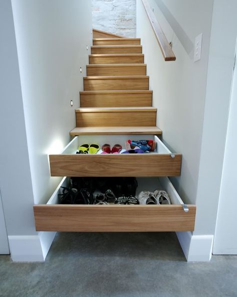 Staircase Drawers, Stairs For Small Spaces, Shoe Organization Small Space, Under Stairs Storage Solutions, تحت الدرج, Diy Staircase, Staircase Storage, Escalier Design, Under The Stairs