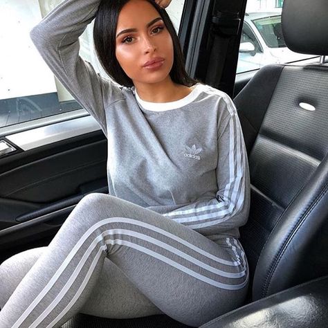 Ensemble Adidas, Chill Outfits, Casual Sportswear, Adidas Outfit, Sporty Outfits, Looks Style, Fashion Killa, Comfy Outfits, Look Fashion