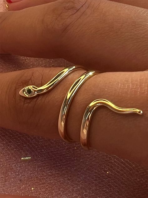 Snake Themed Jewelry, Gold Snake Rings, Gold Snake Ring, Gold Snake Nails, Snake Jewelry Aesthetic, Snake Jewelry Ring, Snake Accessories, Gold Snake Jewelry, Snake Aesthetic