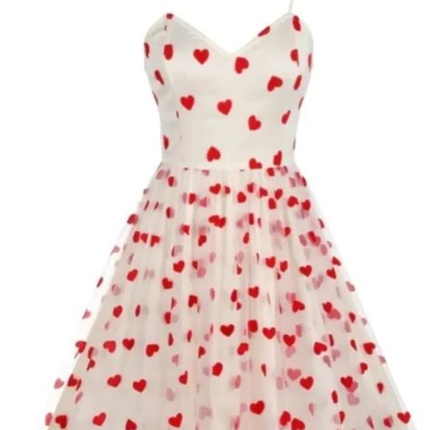 Retro Stage Dress With A Sweetheart Neckline Off White Color With Beautiful Red Hearts. Dress Is An Xl White Heart Dress, Red Heart Dress, Stage Dress, Retro Stage, Hearts Dress, Vintage Dresses 50s, Sweetheart Dress, Rockabilly Fashion, Heart Dress