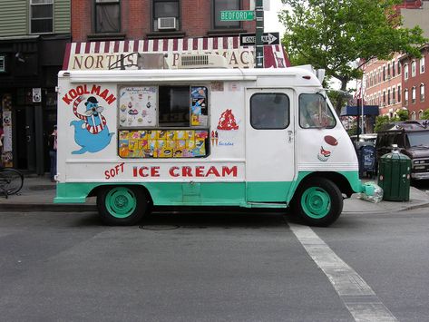 Ice Cream Trucks, Cool Food, British American, Call Of Cthulhu, Art Resources, Ice Cream Truck, Food Trucks, American Classic, Cthulhu