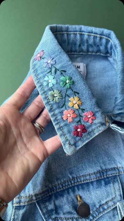 Jenny ~ Embroidery Art, Design & Crafts (@flynn_and_mabel) • Instagram photos and videos Jacket Hand Embroidery, Embroidery On Jean Jackets, Flower Embroidery Jeans, Embroidery Jean Jacket, Jean Embroidery Ideas, Embroidery Ideas Clothes, Denim Jacket Embroidery, Upcycling Jeans, Embroidered Jean Jacket