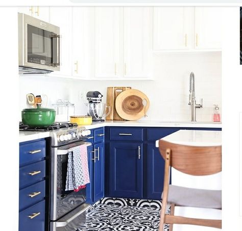 Kitchen Cabinets Black And White, Kitchen Navy, White Kitchen Floor, White Tile Kitchen Floor, Kitchen Open Concept, Navy Blue Kitchen Cabinets, Gorgeous White Kitchen, Blue And White Kitchen, Complete Kitchen Remodel