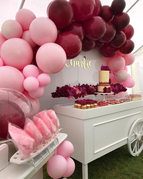 Burgundy And Pink Balloon Garland, Burgundy And Pink Birthday Party Ideas, 21st Themes, Pink Graduation Party, Cotton Candy Party, Kids Dishes, Red Backdrop, Pink Birthday Party, Balloon Installation